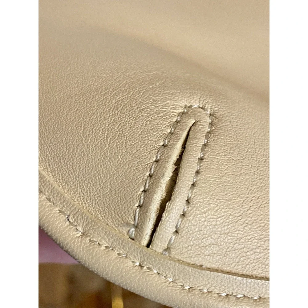 Vintage COACH 9135 Saddle Flap Crossbody bag 100 % Leather Brand New W/o Tags